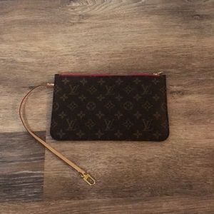 New Louis Vuitton Neverfull MM pochette